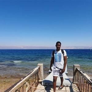 Meet your Posher, Babacar